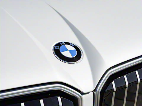 2025�� xDrive30L ������ M�˶���װ