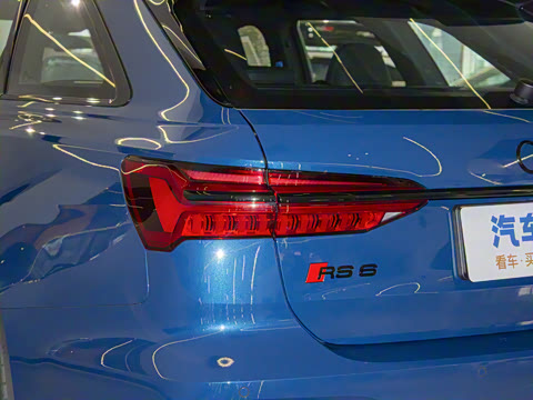 2024��  RS 6 4.0T Avant performance