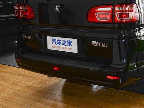 2025�� M5 1.6L ���������� 9��