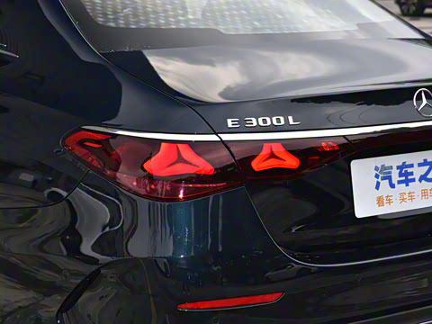 2024�� E 300 L �����˶���