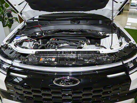 2024�� 2.3T EcoBoost �����۷�� 6��