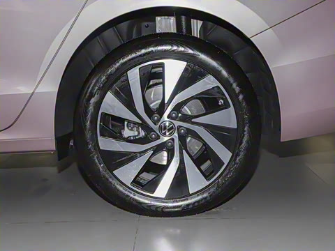 2025�� Pro 380TSI �ǿ���ҫ��