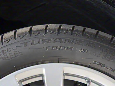 2025�� S 400 L ������