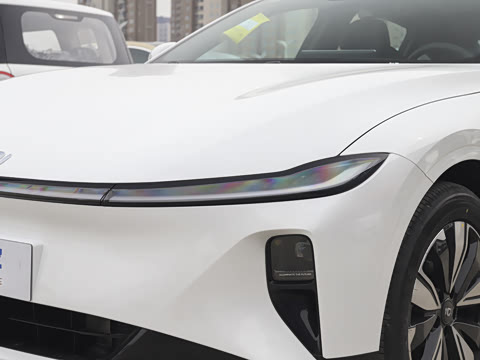 2025�� �������̰� 140��Ӣ��