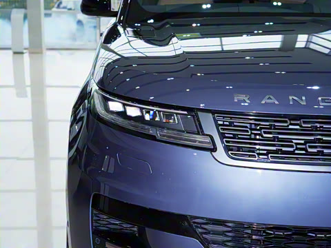 2025�� 400PS Dynamic SE