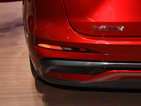 2025�� 2.0T ������������˹��