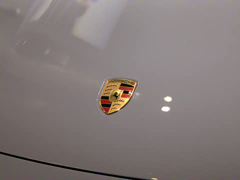 2024�� Taycan 4 Cross Turismo