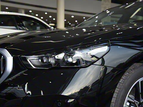 2024�� 525i M�˶���װ