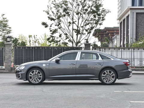 2025�� �Ŀ� 45 TFSI ��ѡ������