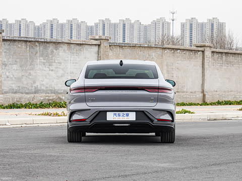 2025�� EV �Ǽݰ� 605KM������