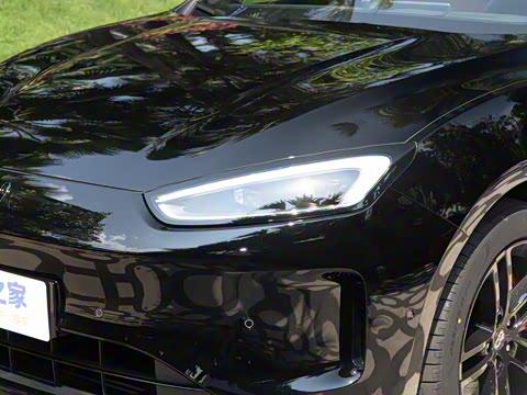 2025�� ����   Ultra ������