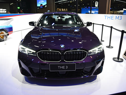 2025�� 330i 50����������