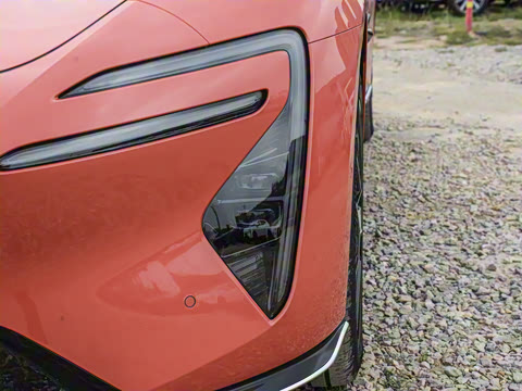 2025�� Max�����