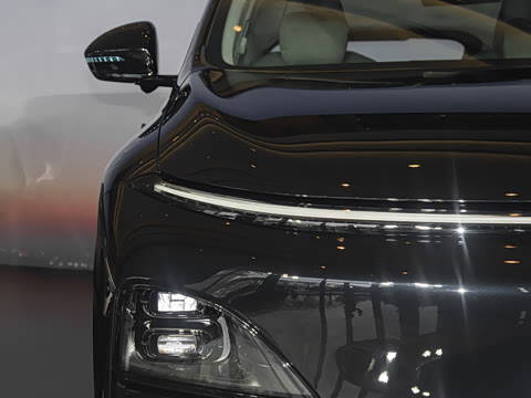 2025�� 725 �������� Max �콢��