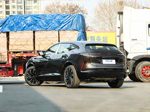 2024�� Pro+���̰�