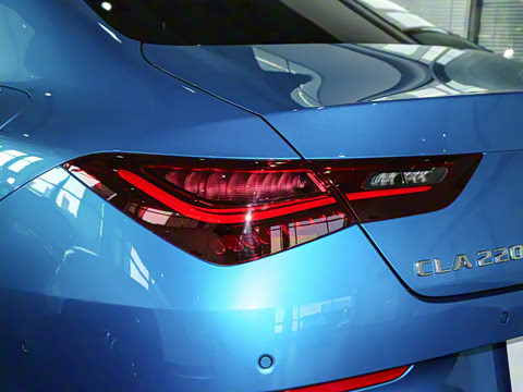 2024�� �Ŀ� CLA 220