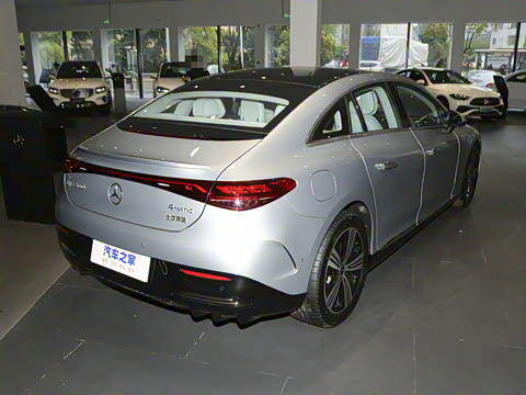 2025�� 500 4MATIC ������