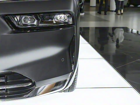 2023�� 740Li ������ ������װ