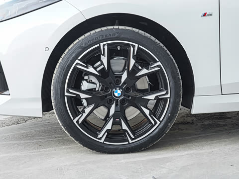 2025�� 225L M�˶���ҹ��װ