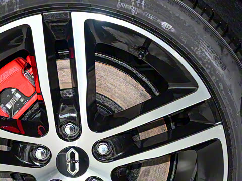 2025�� ����   Ultra ������