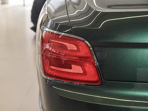 2024�� V8 Edition 8