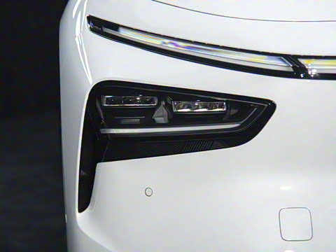 2025�� 702 �������� Ultra