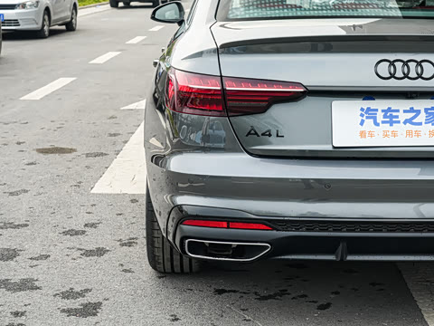 2025�� 200���������� 40 TFSI ���������� B&O ��ҹ��