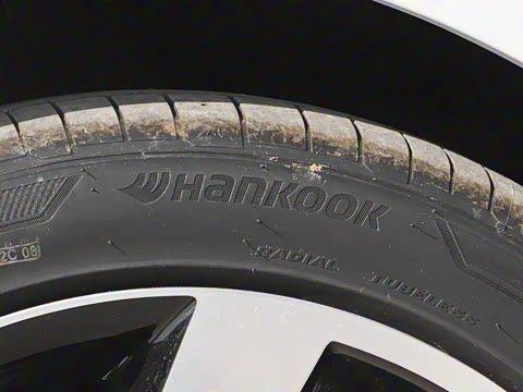 2025�� �Ŀ�� 300TSI DSG׿Խ��