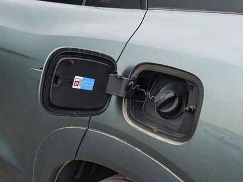 2025�� DM 215KM�����״��콢��