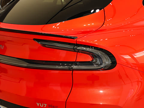 2025�� ������������������Max��