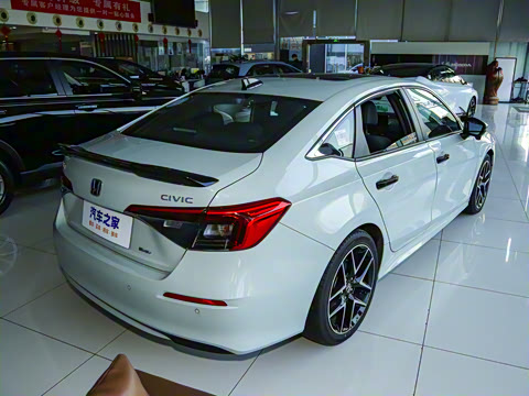 2023�� 2.0L e:HEV ���ٰ�