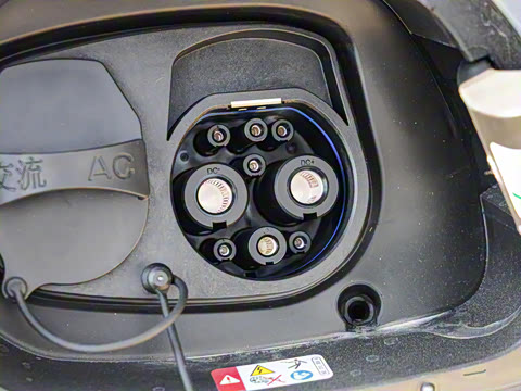 2025�� ������