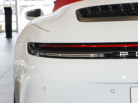 2025�� Carrera Cabriolet 3.0T