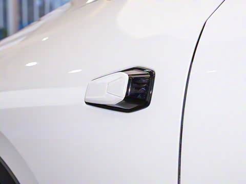 2025�� 300Ultra  �����Ǽ�AD PRO���̰�