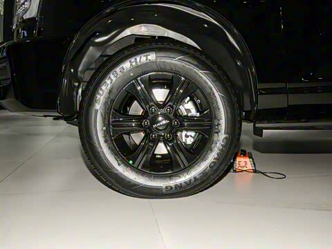 2025�� 2.0T�Զ�������Ӣ�� ����