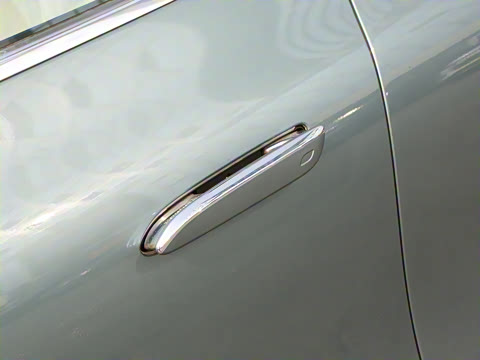 2025�� 500 4MATIC ������