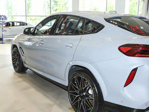 2024�� X6 M ������