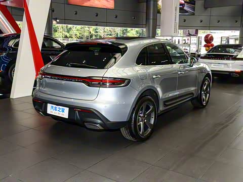 2025�� Macan 2.0T ���ΰ�
