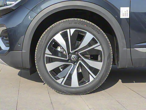 2025�� 380TSI �����콢ʤ�� ������ 6��