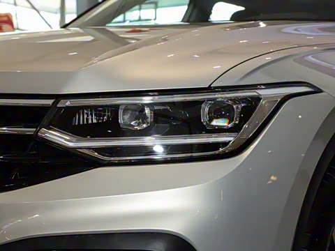 2024�� ���ڿ� 300TSI �Զ��������ڰ�