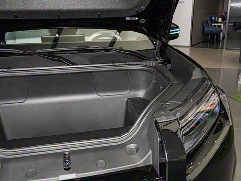 2025�� 501KM ����Max��