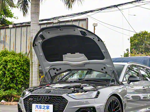 2024��  RS4 Avant ȼ���