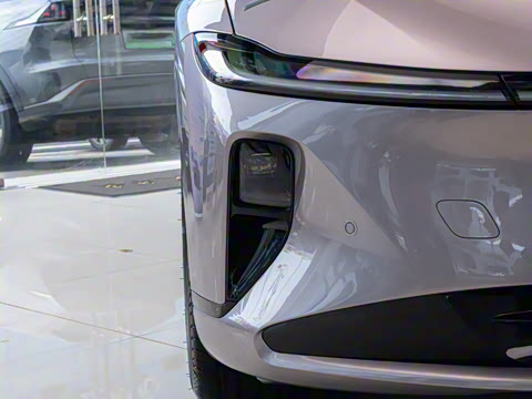 2025�� ��������� 710�콢��