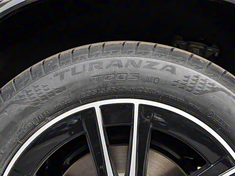 2025�� �Ŀ� GLC 260 L 4MATIC ������