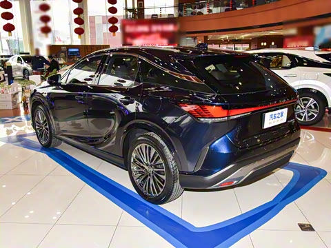 2025�� 350h ����������