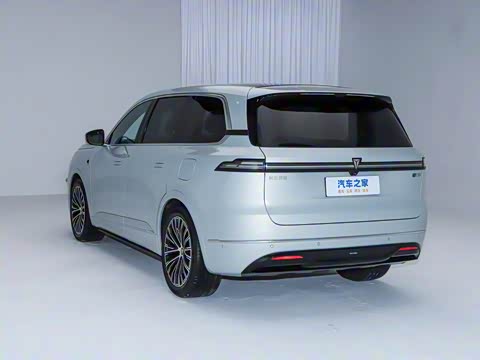 2025�� ����Ultra+ �߶���