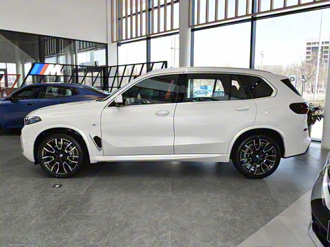 2023�� xDrive 40Li M�˶���װ