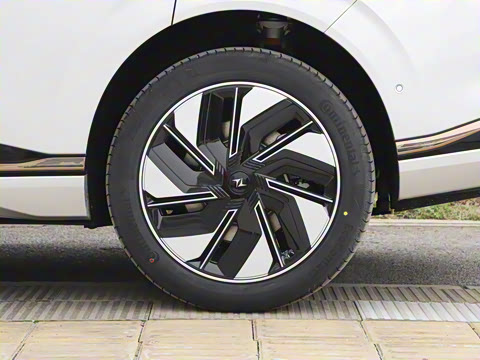 2025�� 210Max���Ȱ� 6��