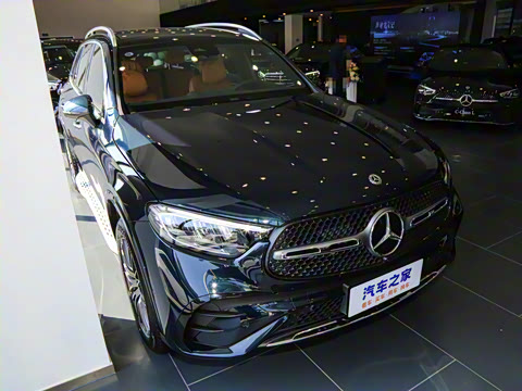 2025�� �Ŀ� GLC 300 L 4MATIC ������ 5��