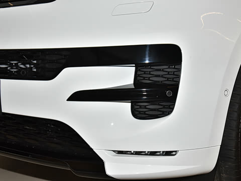 2025�� 400PS Dynamic HSE